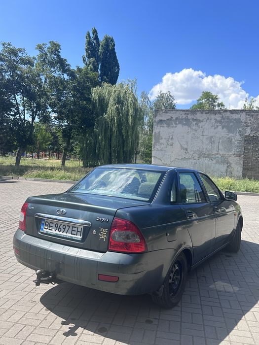 Продам Lada Priopa 2011