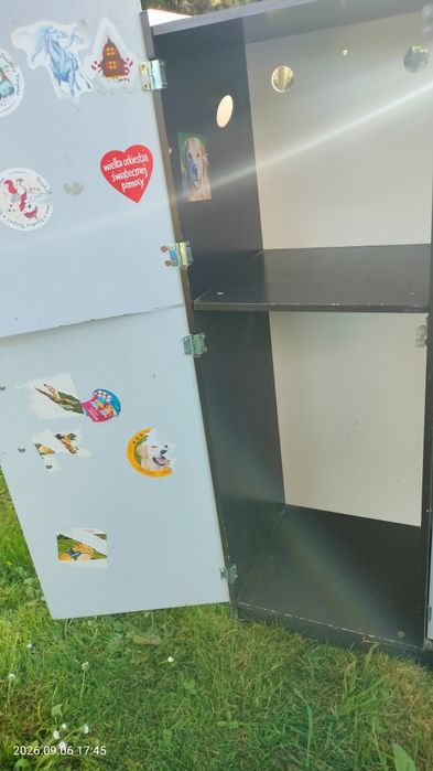 Kuchnia, stolik i krzesełka do ogródka