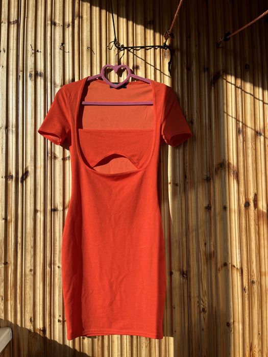 Сукні ( s - m ) .