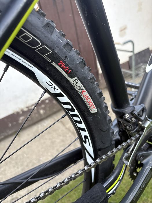 Specialized rockhopper expert 29