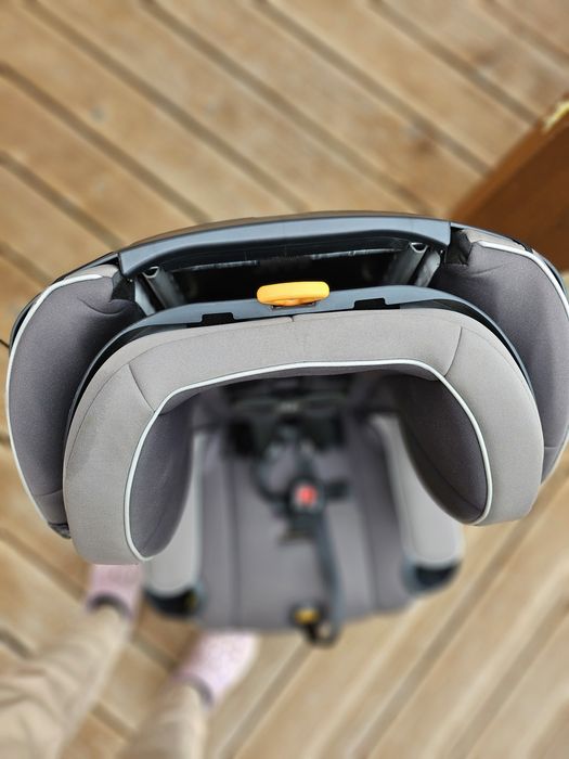 Chicco автокрісло 11–45 кг, 2–12 років, ISOFIX