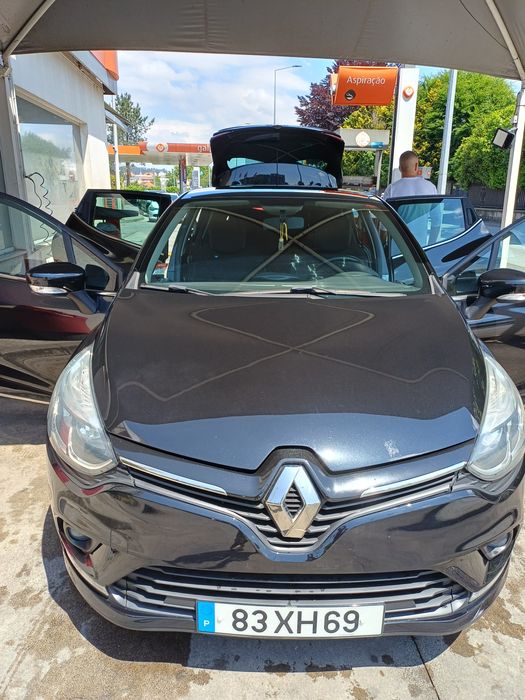 Renault Clio passageiros