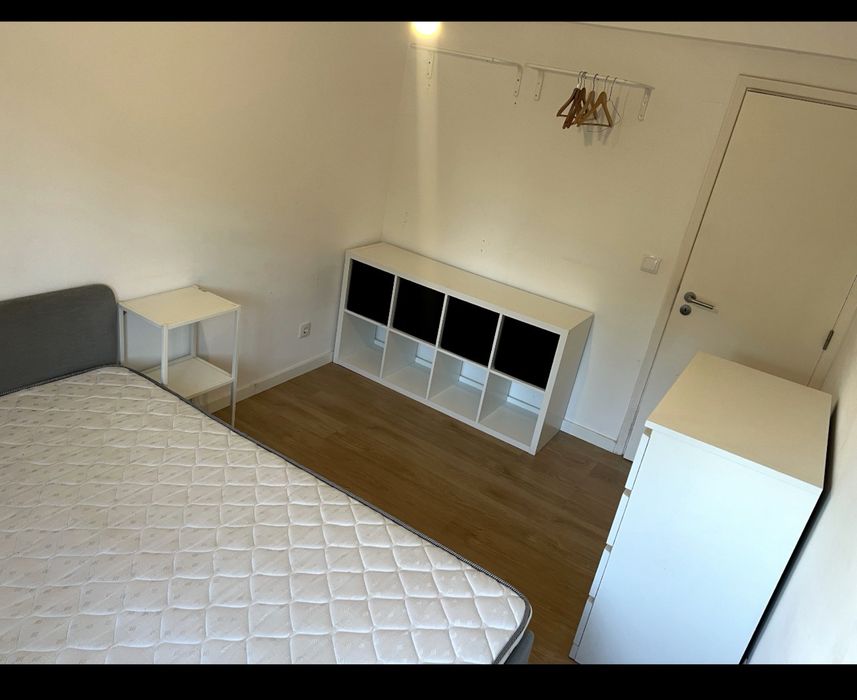 Quarto Individual em Alfragide – 390€ com Despesas Incluídas