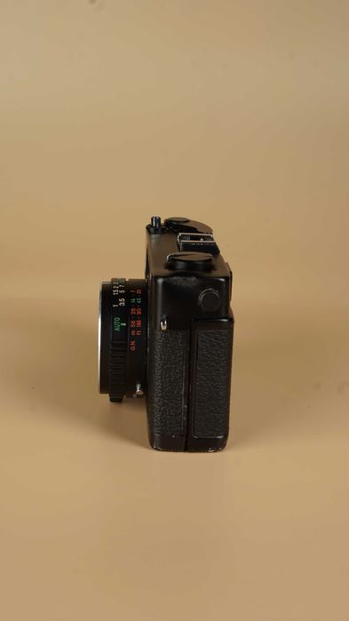 Aparat analogowy Konica C35 Flashmatic black