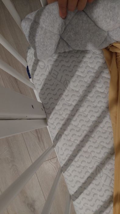 Дитяче ліжко з маятником