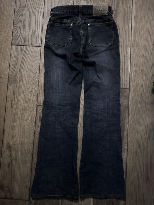 Джинсы в стиле 2000 y2k