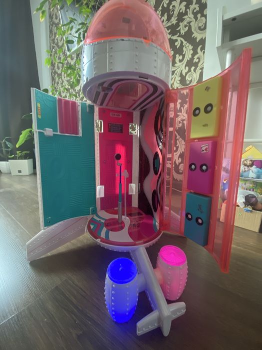 Літак LOL OMG Travel