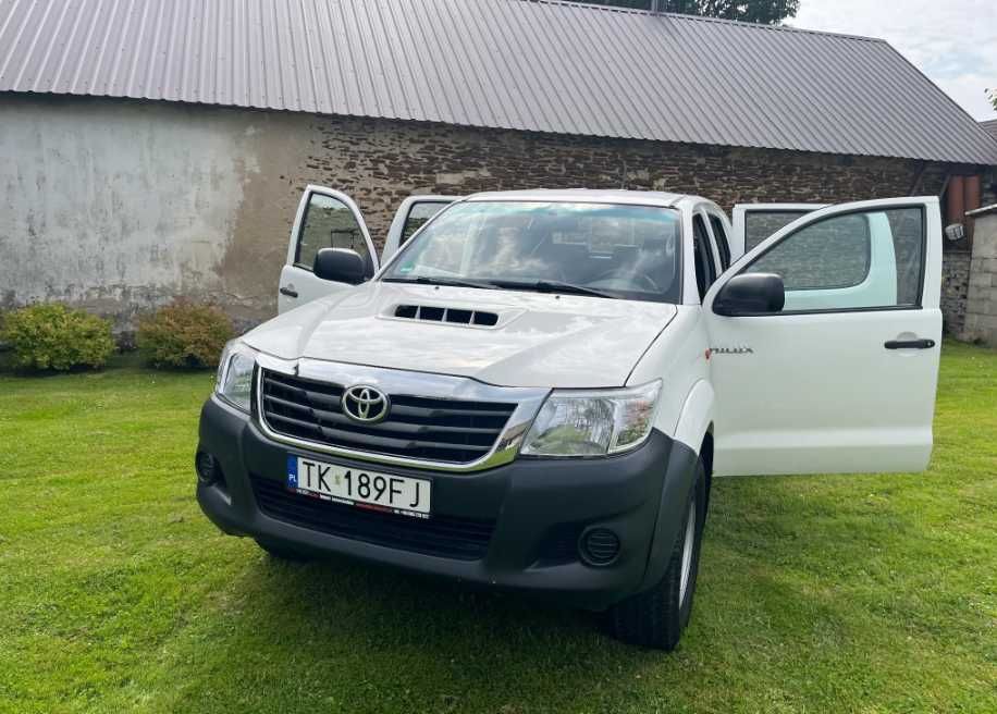 Бампер TOYOTA Hilux N10 розборка ТОЙОТА Хілюкс