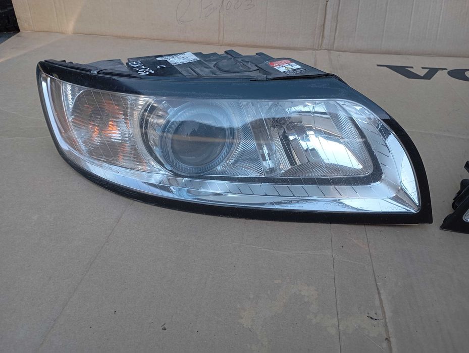 VOLVO S40 V50 Lampa Xenon Reflektor Europa Prawy Przetwornica LIFT CZĘŚCI RADOM