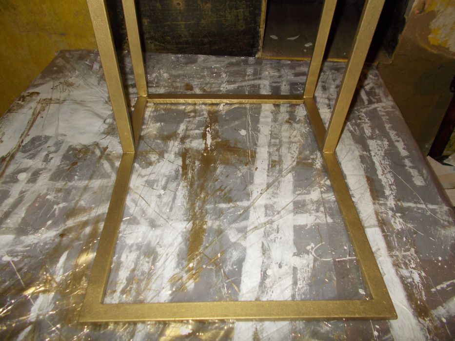 Столик приставний,столик приставной ,мобильный