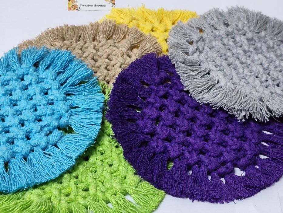 Base para copos, canecas, chávenas