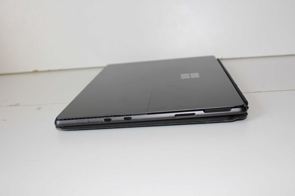 Microsoft Surface Pro 8 Intel i7-1185G7 13" 16/256
