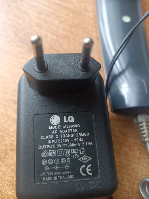 Телефон LG GT-7720  блок питания