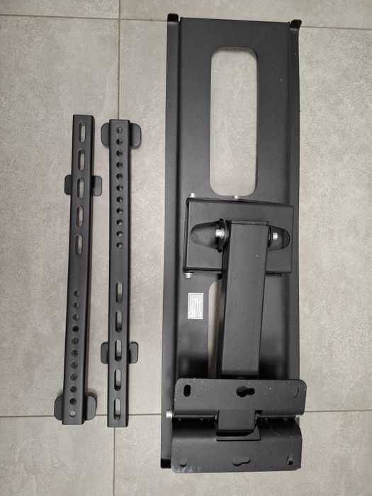 Uchwyt ścienny do telewizora