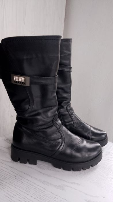 Шкіряні сапожки...