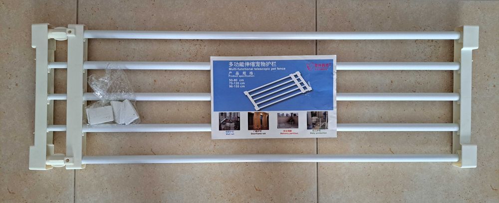 Barreira extensível metálica