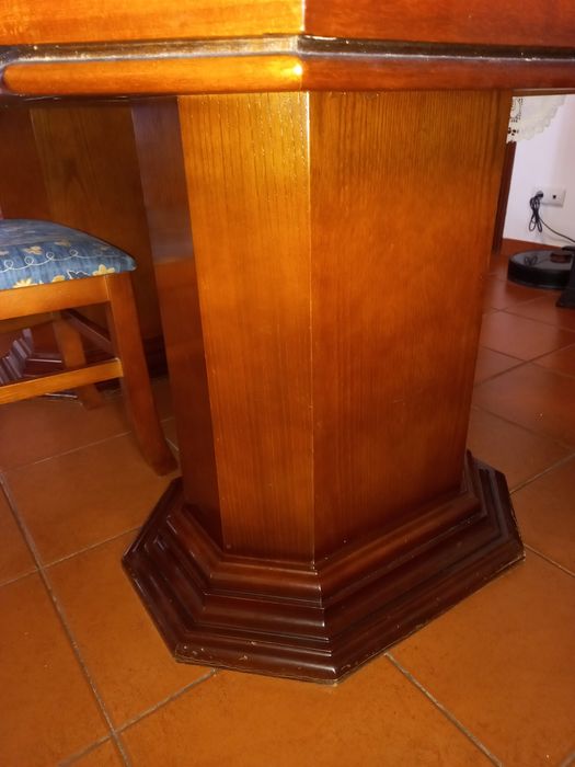 Mesa de jantar madeira maciça cerejeira (entrega zona  Pombal grátis)