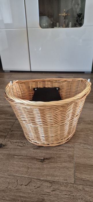 Kosz rowerowy wiklinowy przedni na kierowcę