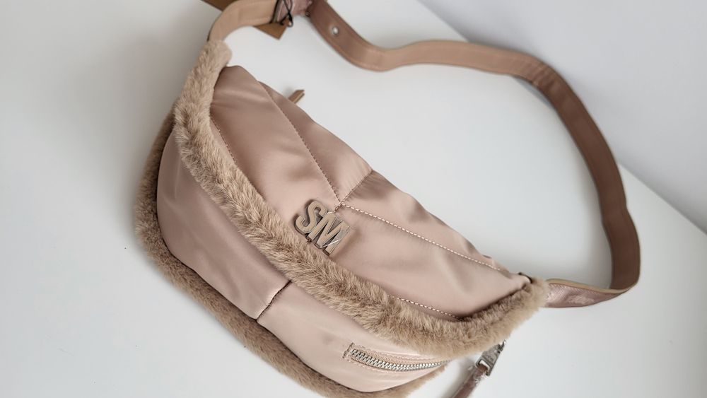 Steve Madden śliczna mała torebka nerka z futerkiem * NOWA
