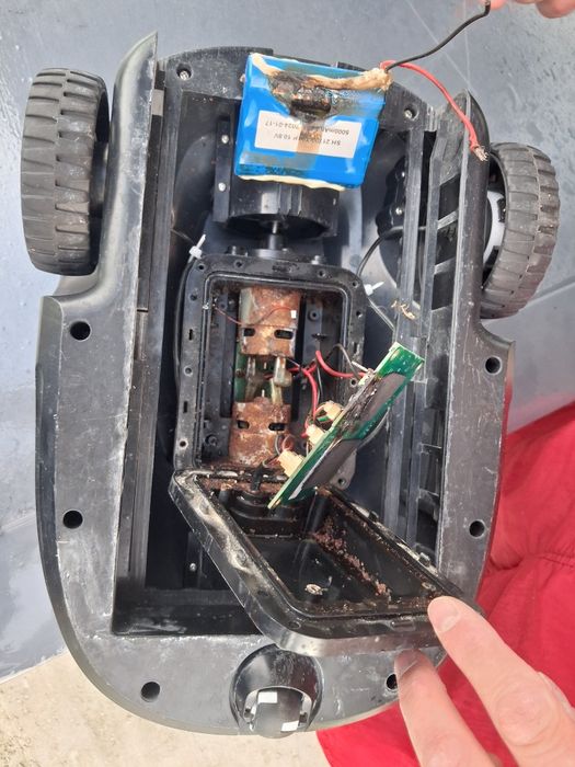 Robot basenowy odkurzacz KLARSTEIN roomba