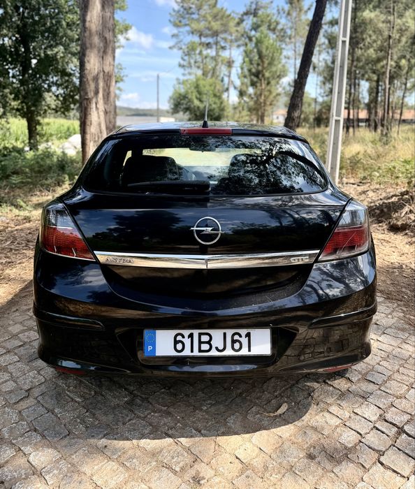 Opel Astra GTC — fotografia 5