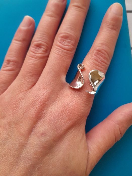 Браслет і каблучка. Біжутерія.