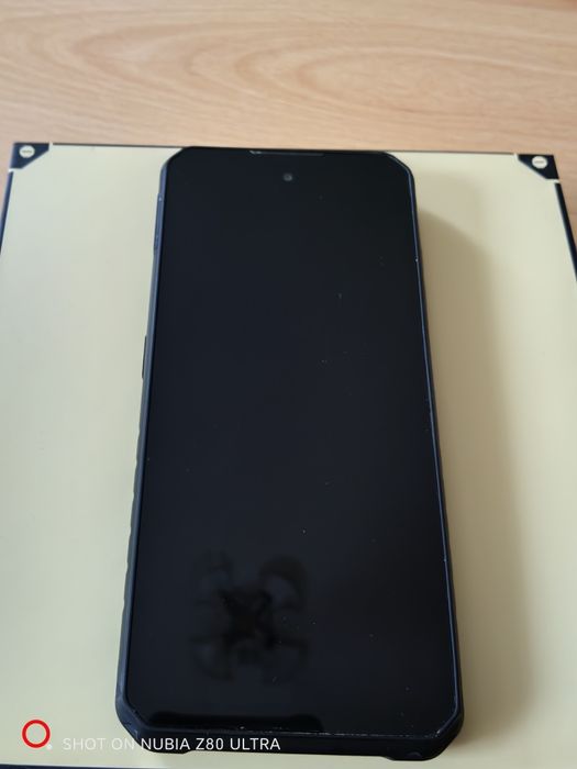 Pancerny smartphone III F150 B2 Pro