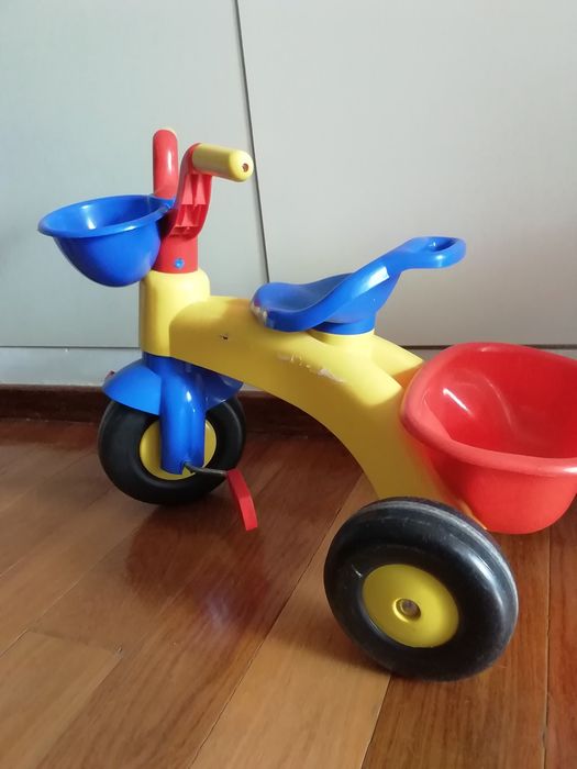 Triciclo colorido