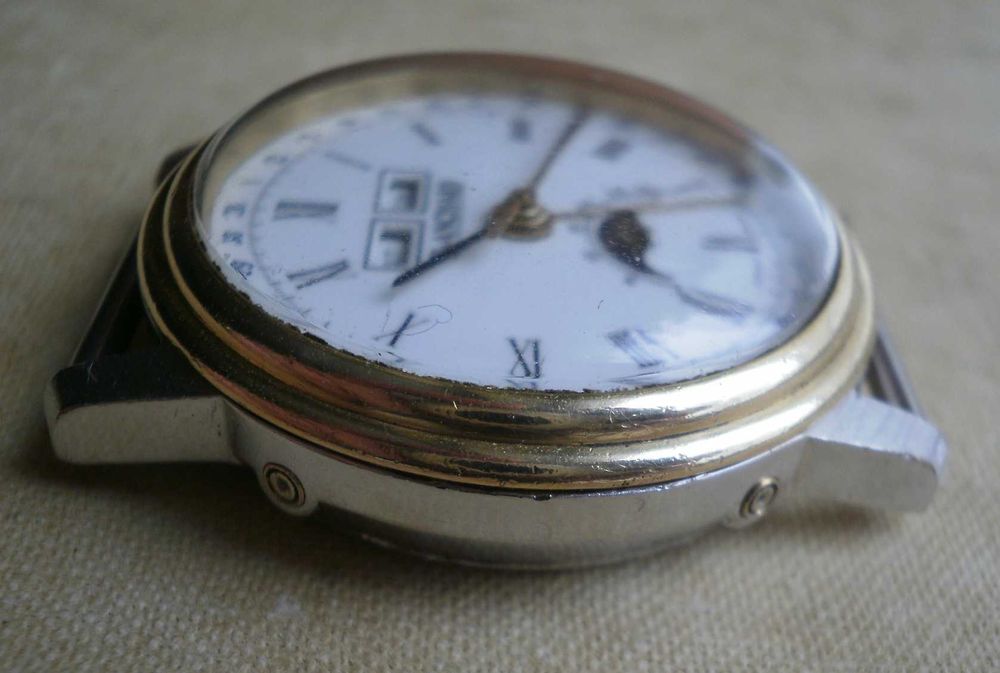 Швейцарские наручные часы календарь BLANCHARD