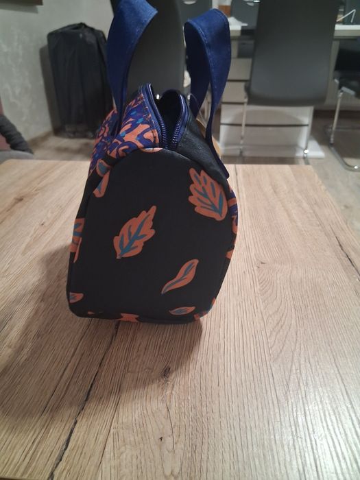 Kosmetyczka damska na kosmetyki