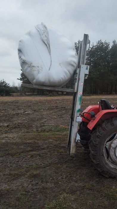 Podnośnik paleciak do ciagnika