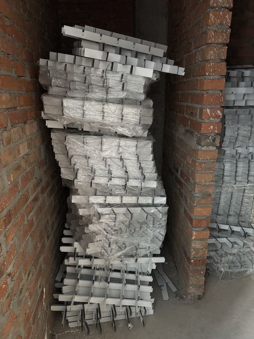 Продам підвісна стеля Грильято 100х100 Білий б/в