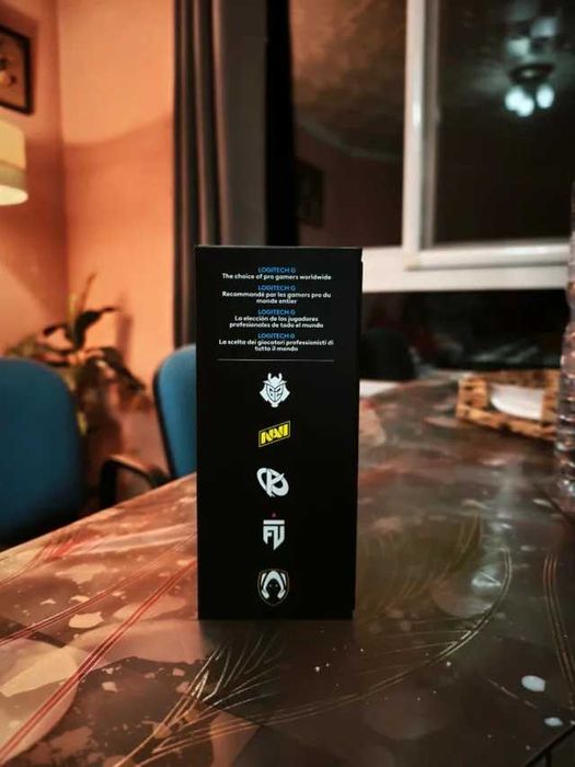 Rato Logitech G Pro X Superlight 2 DEX Magenta