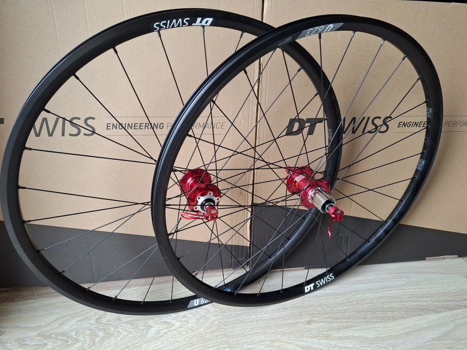 Nowe koła 28 29 dt swiss novatec red bardzo mocne