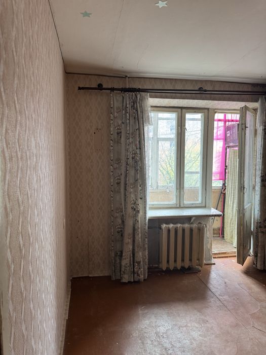 Однокімнатна квартира по вулиці Сухомлинського