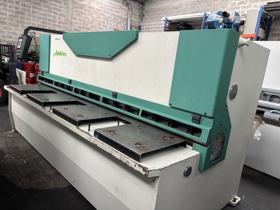 Guilhotina Rico HGR 306