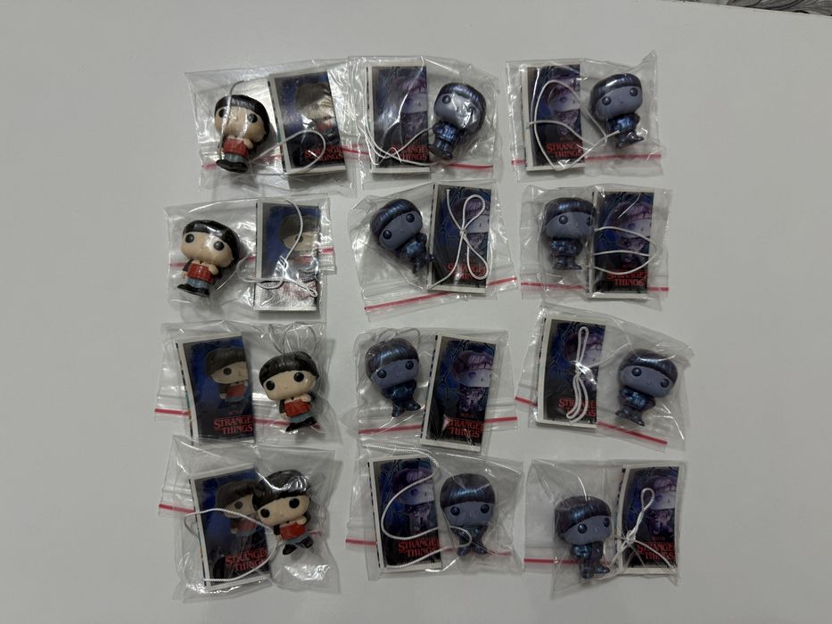 Іграшки kinder joy Дивні дива