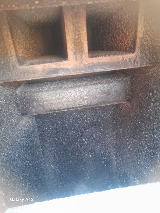 Котёл дровяной
КПД 93%
Стены,колосники, всё с водой. 
Горяч