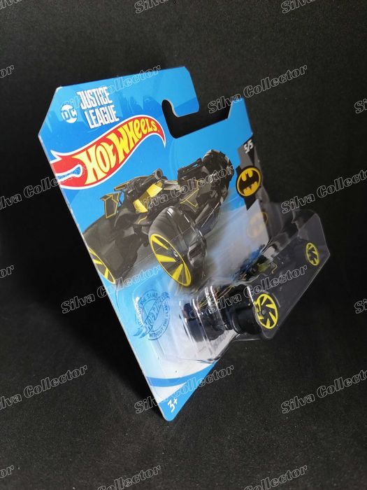 Justice League - Batmobile