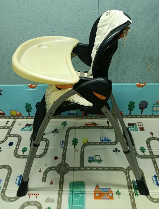 Детский стульчик для кормления