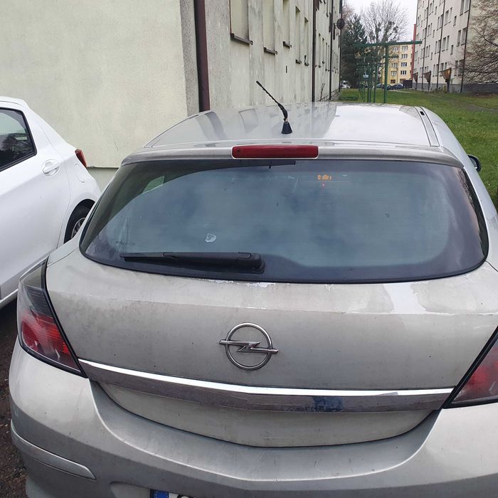 Opel astra h 1.9 dth gtc