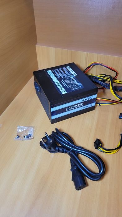Блок живлення CHIEFTEC 500w