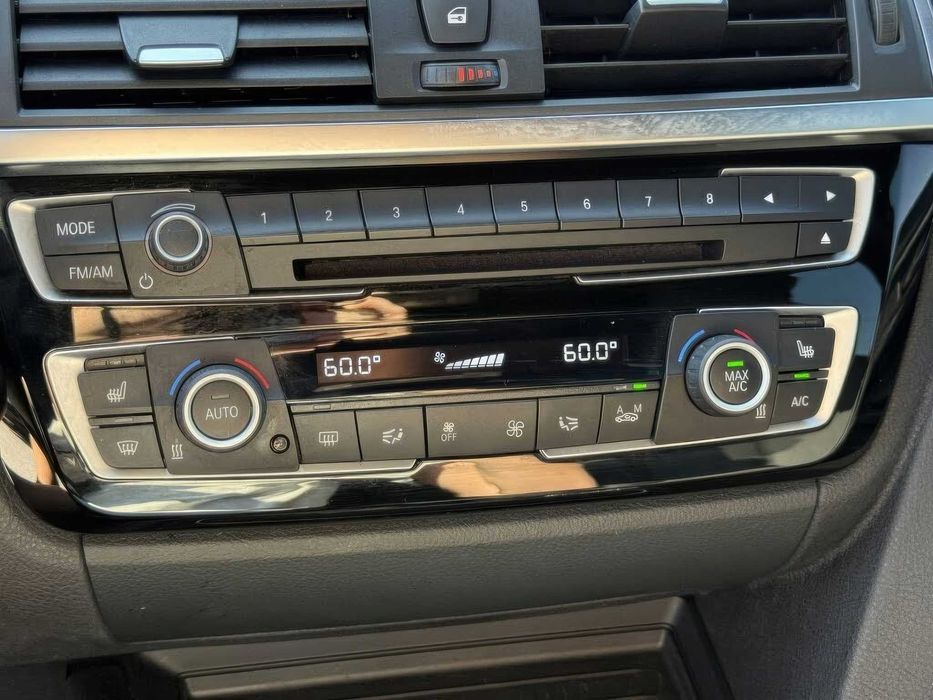 BMW 3 Series 330i      2018