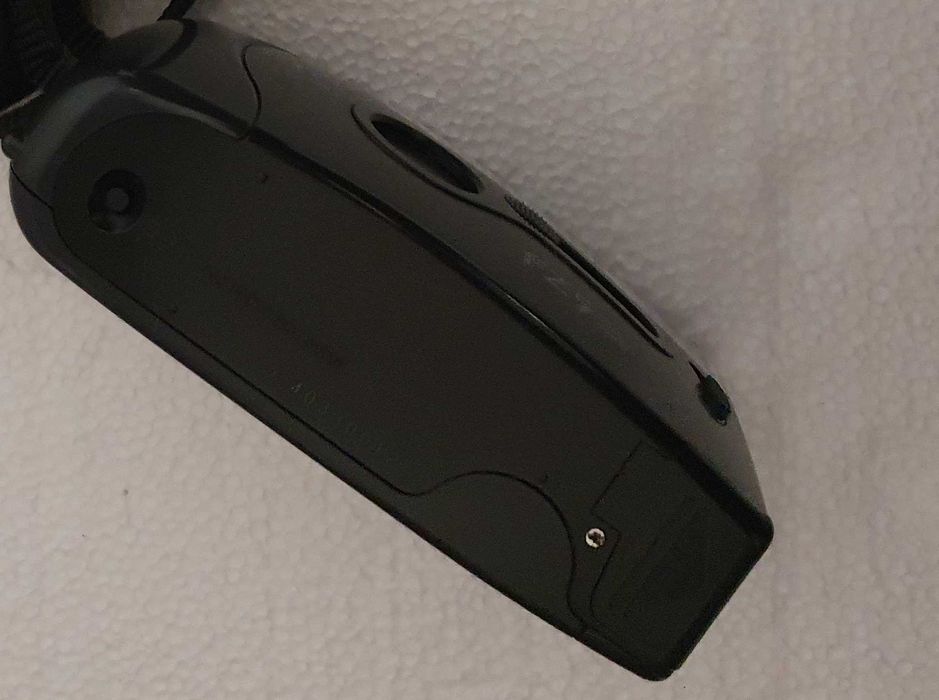 Máquina / Câmara fotográfica Fuji FZ-5 - vintage - para coleção