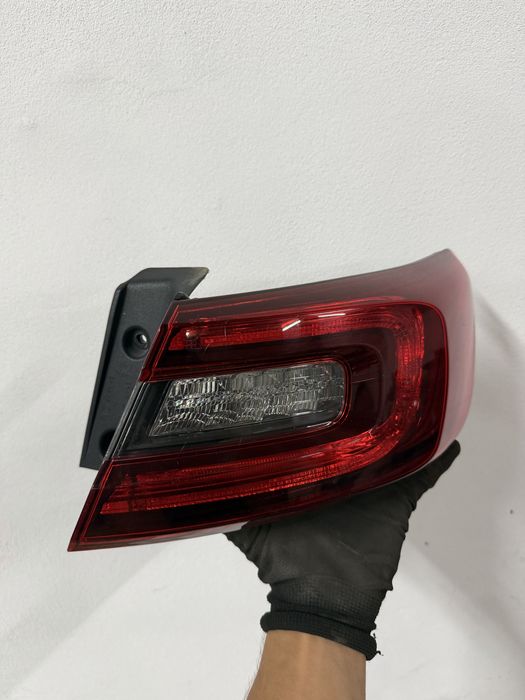 Farolin Traseiro Direito Renault Talisman