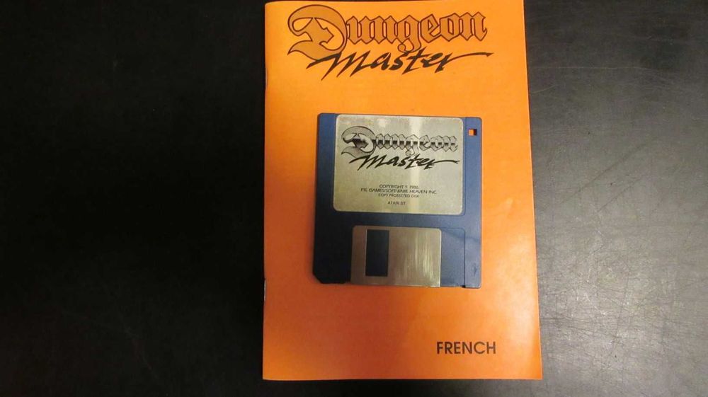 Oryginalna gra Atari ST: Dungeon Master