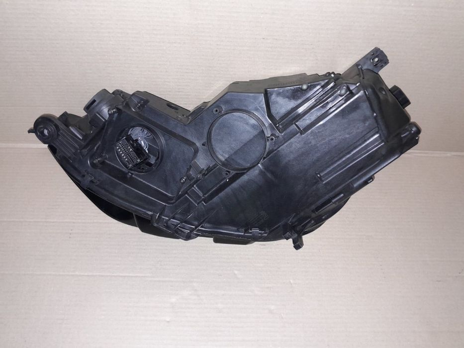 Права фара Audi A4 b9 2020-2024 рестайл