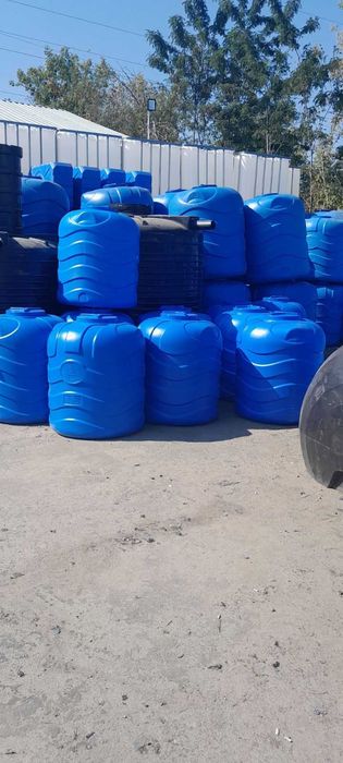 Баки бочки ємності для води від 60 до 10 000 л