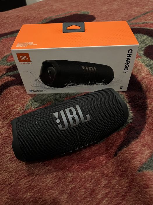 JBL Charge 5 ………..
