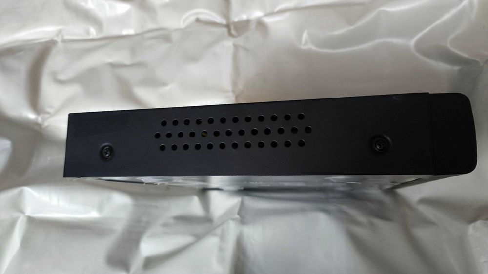 Видеорегистратор Ultra Security AHVR0804F, аналог + IP